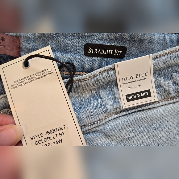 Judy Blue Straightleg Jeans - Picture 6 of 9